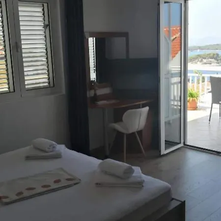 Azure Hvar - With Sea View Appartement